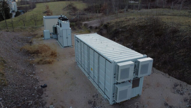 Magazyn energii akumulatorowej firmy TRICERA energy w zakładach komunalnych w Schneebergu