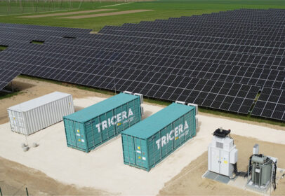 Sich in Betrieb befindlicher Batteriespeicher der TRICERA energy aus Projekt mit ABO Energy