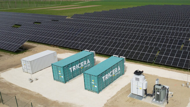 Sich in Betrieb befindlicher Batteriespeicher der TRICERA energy aus Projekt mit ABO Energy