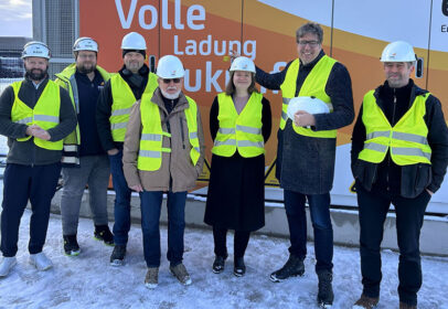 MTB Michael Kellner zu Gast beim Batteriespeicher-Projekt der TRICERA energy bei der EEW in Premnitz